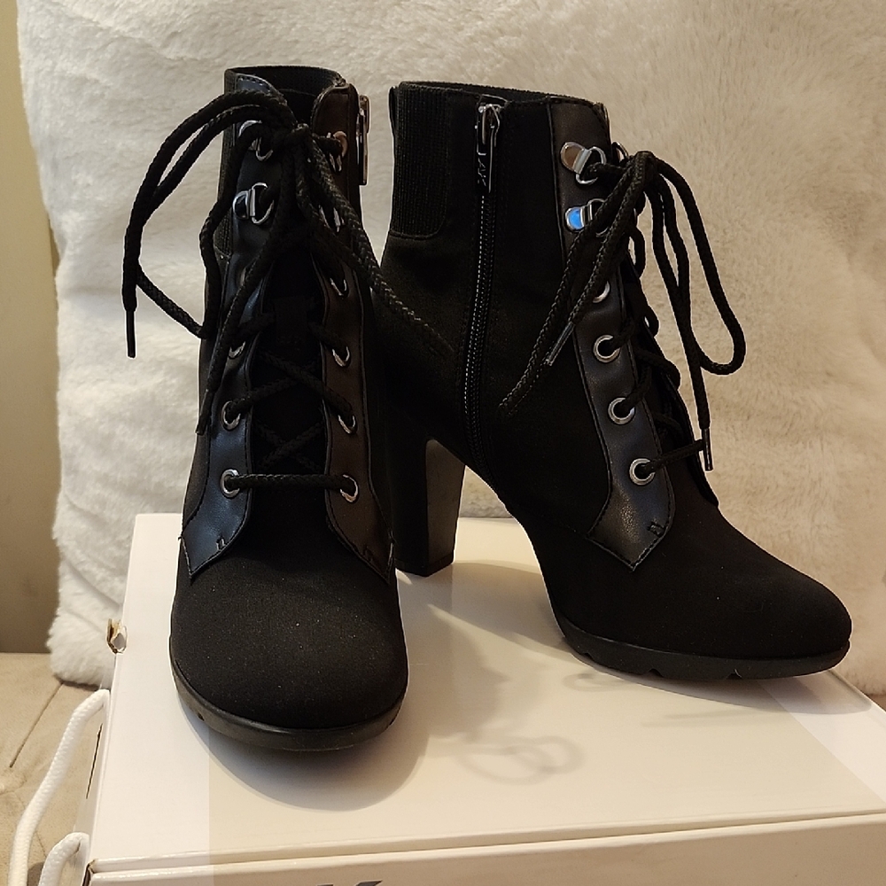 Elegant Black Lace-Up Boots